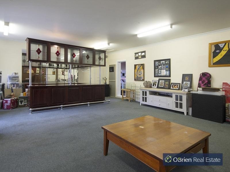 13-15 Walter Way, Cranbourne South VIC 3977