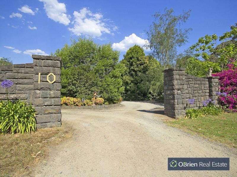 10 Gardeners Road, Langwarrin South VIC 3911