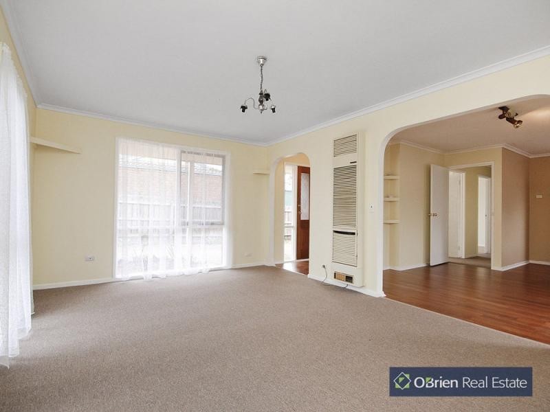 3 Elcan Avenue, Cranbourne West VIC 3977