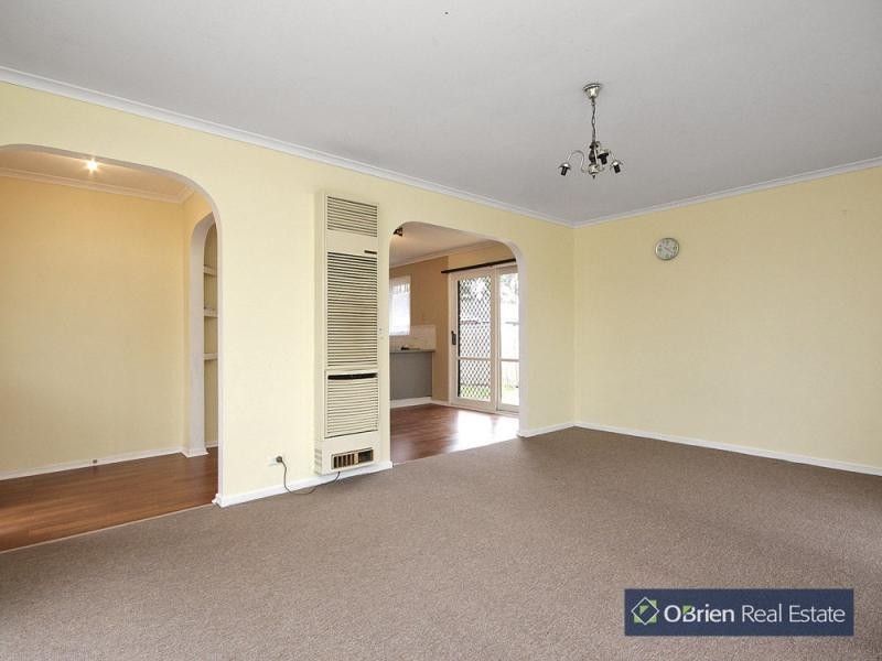3 Elcan Avenue, Cranbourne West VIC 3977