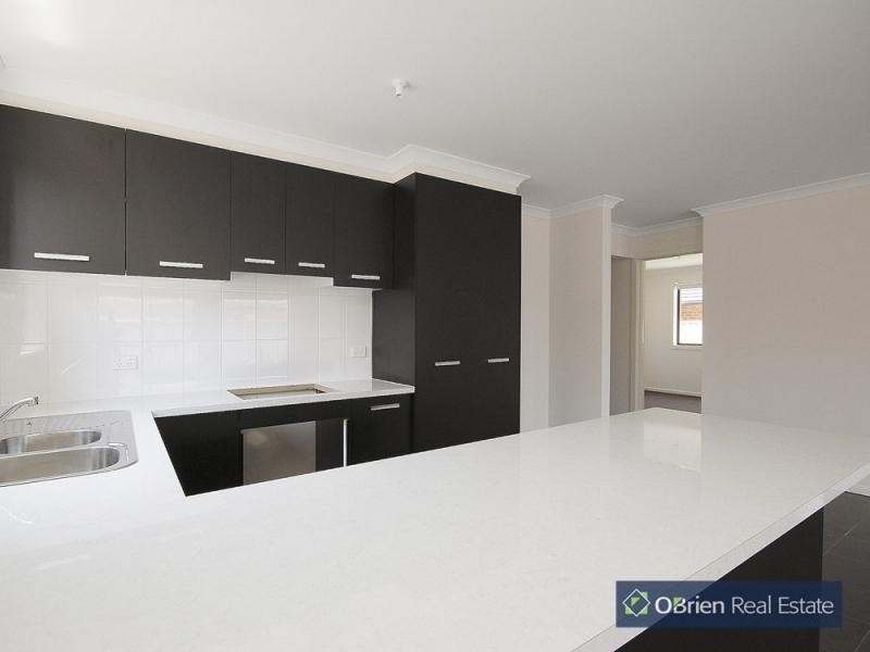 L336 Bavaria Lane, Pakenham VIC 3810