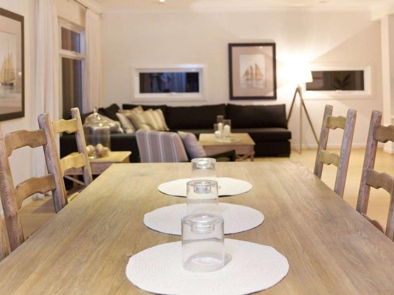 8 Percheron Way, Clyde North VIC 3978