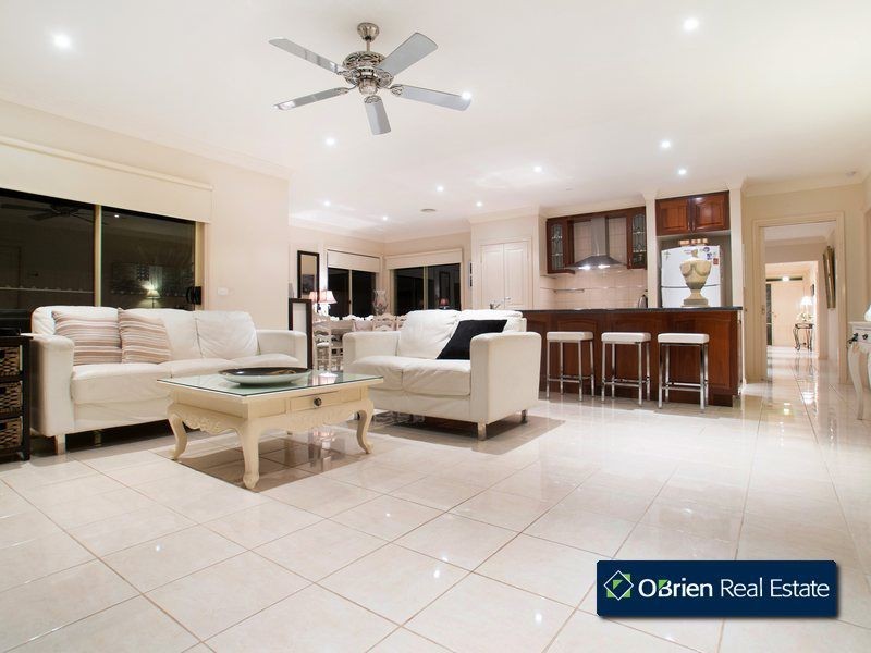 17 Hawkesbury Street, Berwick VIC 3806