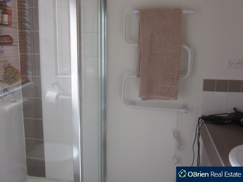 7 Cristata Avenue, Endeavour Hills VIC 3802