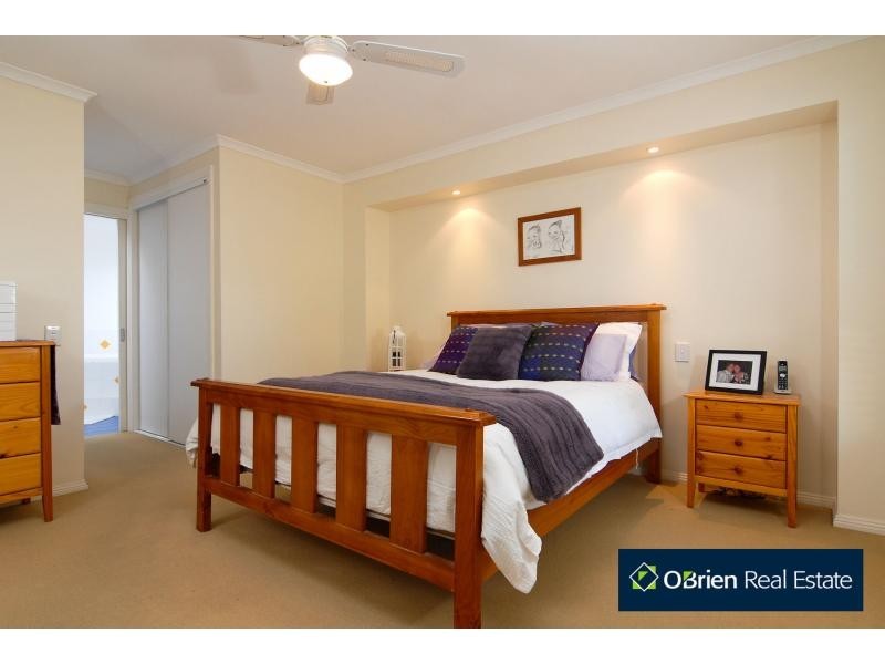 24 Bewley Way, Berwick VIC 3806