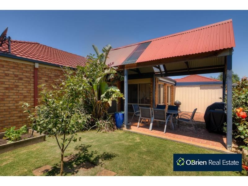 24 Bewley Way, Berwick VIC 3806