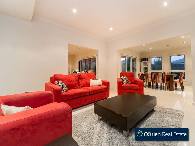 40 Piermont Drive, Berwick VIC 3806