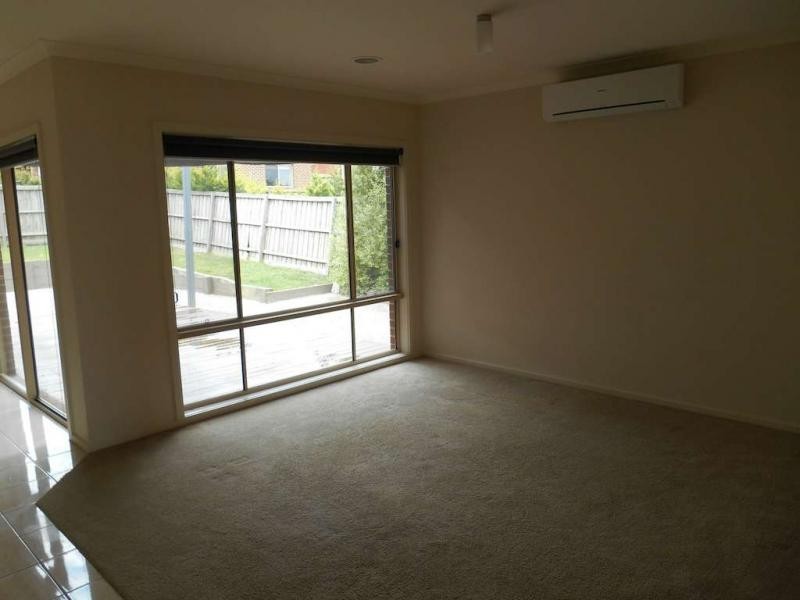 7 April Close, Berwick VIC 3806