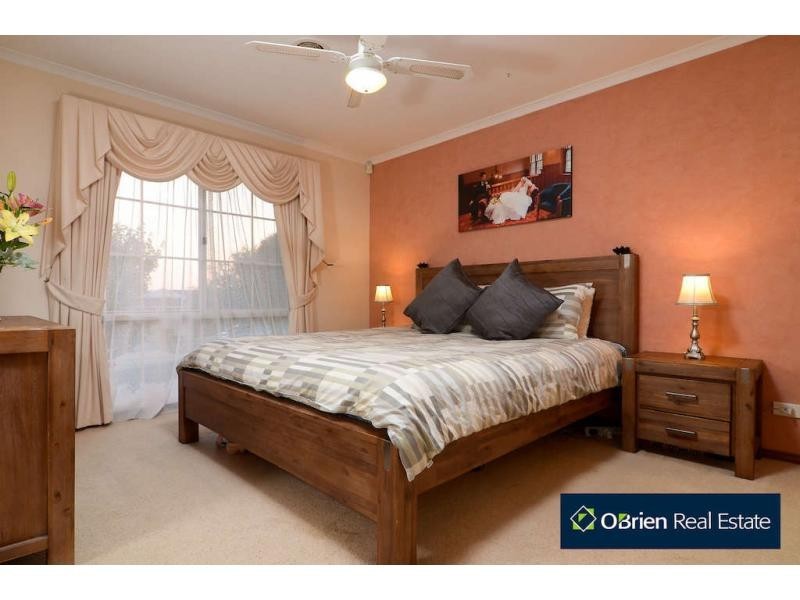 33 Lasiandra Circuit, Narre Warren VIC 3805