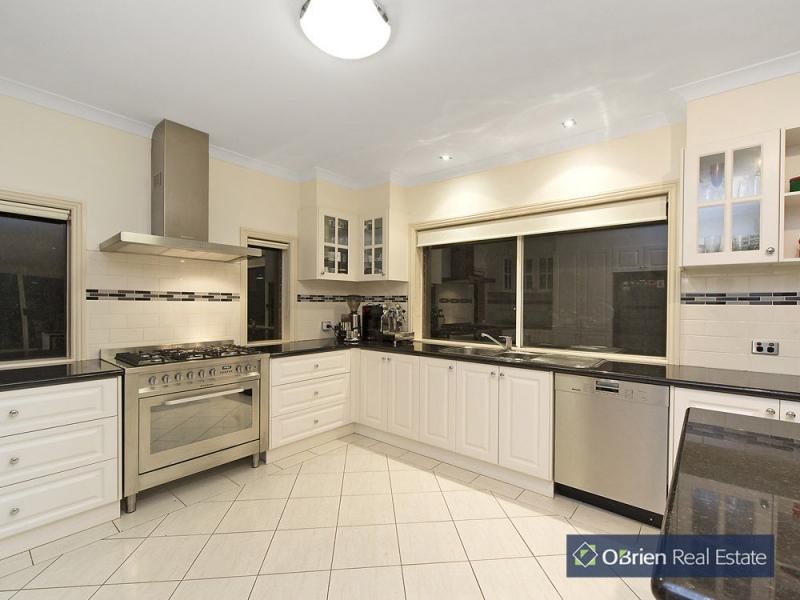 83 Scenic Drive, Beaconsfield VIC 3807