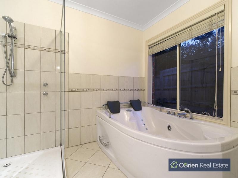 83 Scenic Drive, Beaconsfield VIC 3807