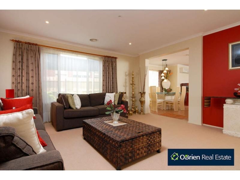 10 Jude Place, Narre Warren South VIC 3805