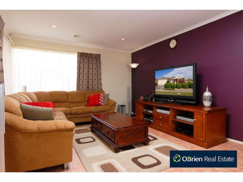 10 Jude Place, Narre Warren South VIC 3805