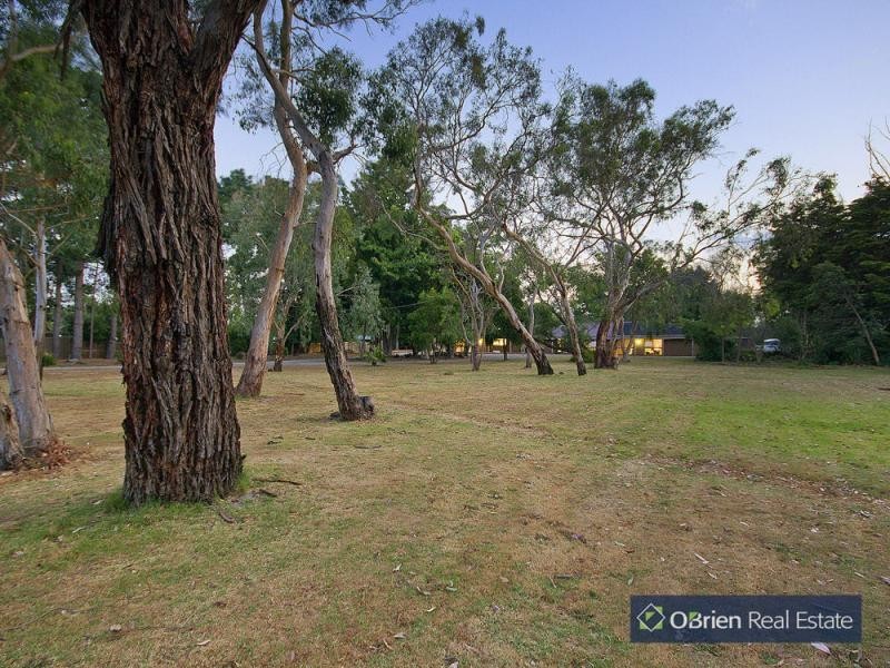 16 Facey Road, Devon Meadows VIC 3977