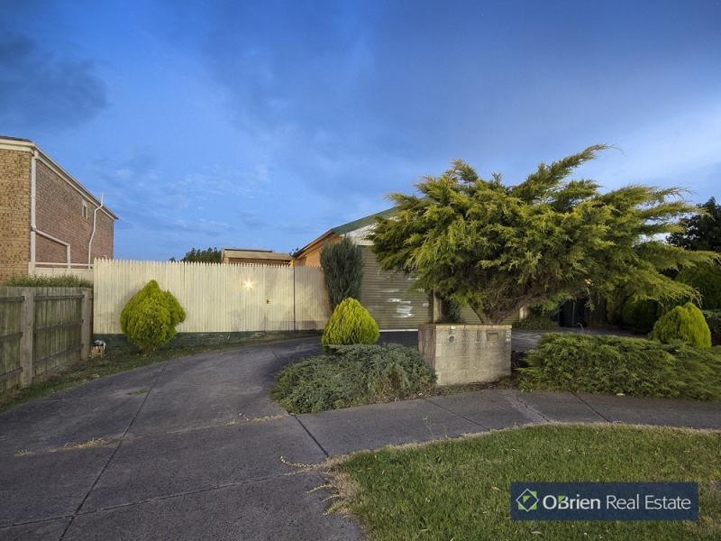 5 Gearon Avenue, Rowville VIC 3178