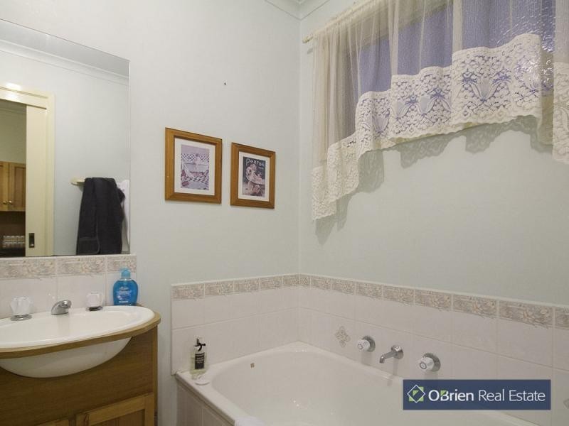 5 Gearon Avenue, Rowville VIC 3178