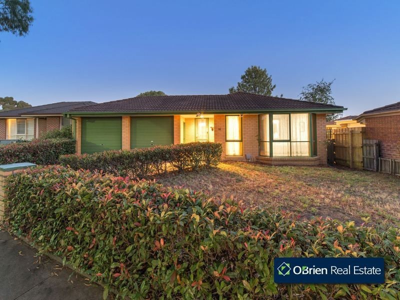 10 Mitre Crescent, Berwick VIC 3806