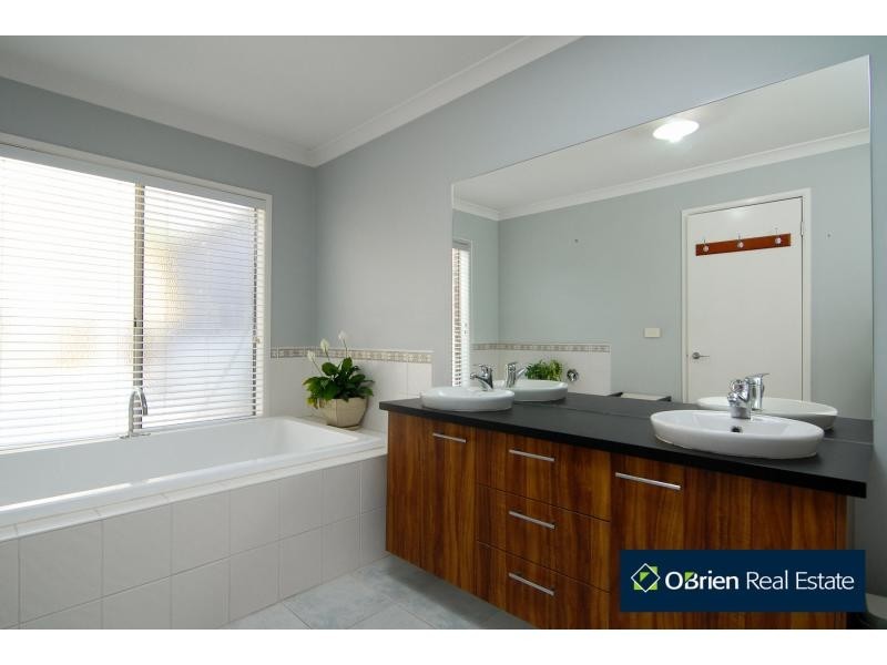 7 Wagtail Court, Narre Warren VIC 3805