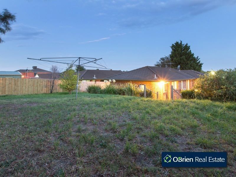 10 Terrapin Drive, Narre Warren South VIC 3805