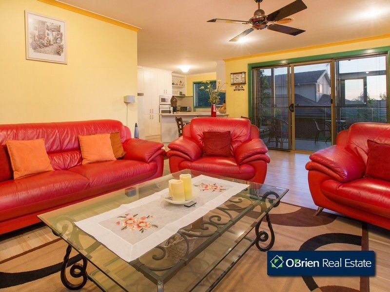 5 Melville Park Drive, Berwick VIC 3806