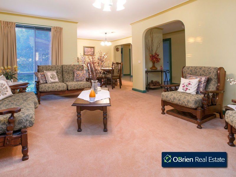 5 Melville Park Drive, Berwick VIC 3806