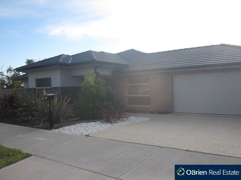 20 Villella Drive, Pakenham VIC 3810