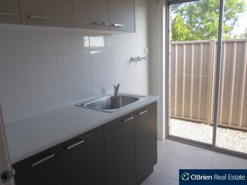 20 Villella Drive, Pakenham VIC 3810