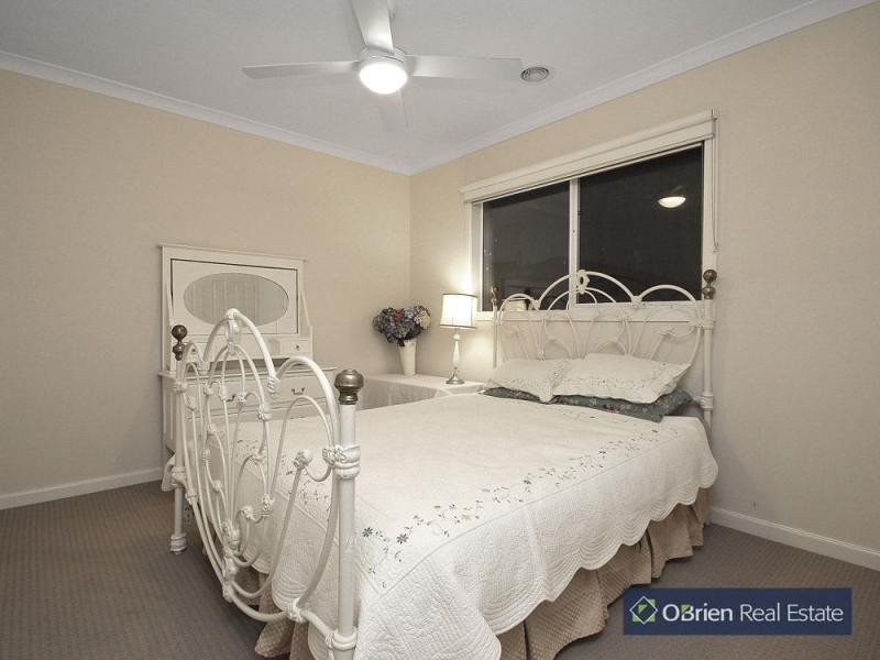 10 Wesson Way, Cranbourne East VIC 3977