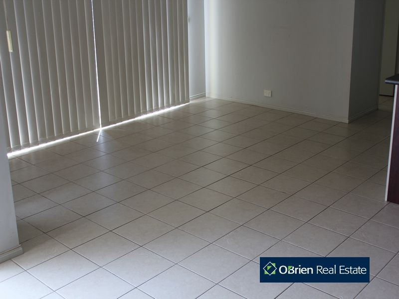 14 Paperbark Drive, Pakenham VIC 3810