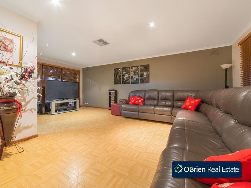 21 Grove End Road, Endeavour Hills VIC 3802