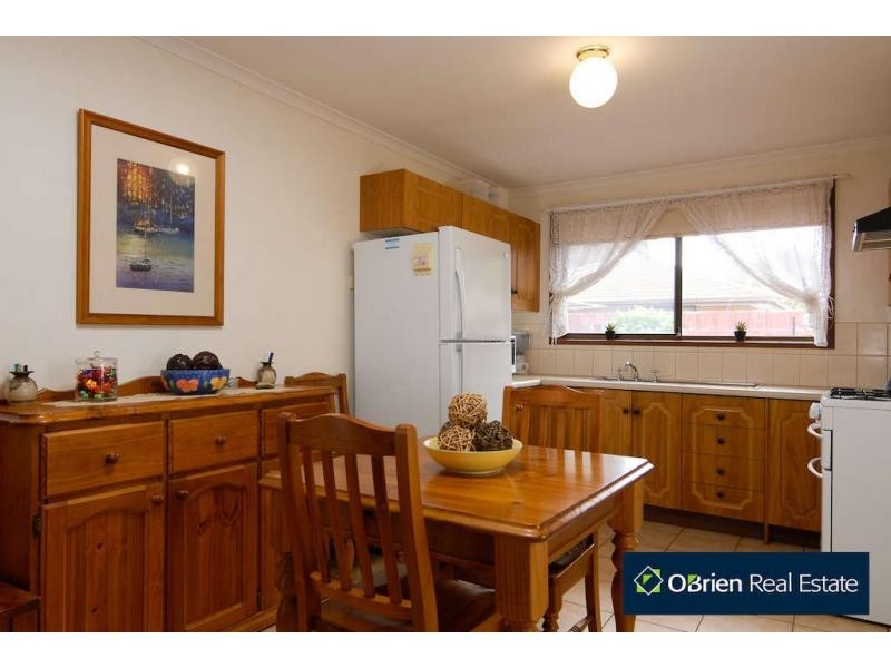 2/67 Clarendon Street, Cranbourne VIC 3977