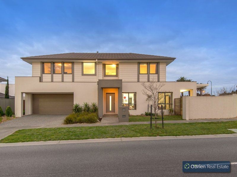 8 Meridian Circuit, Berwick VIC 3806