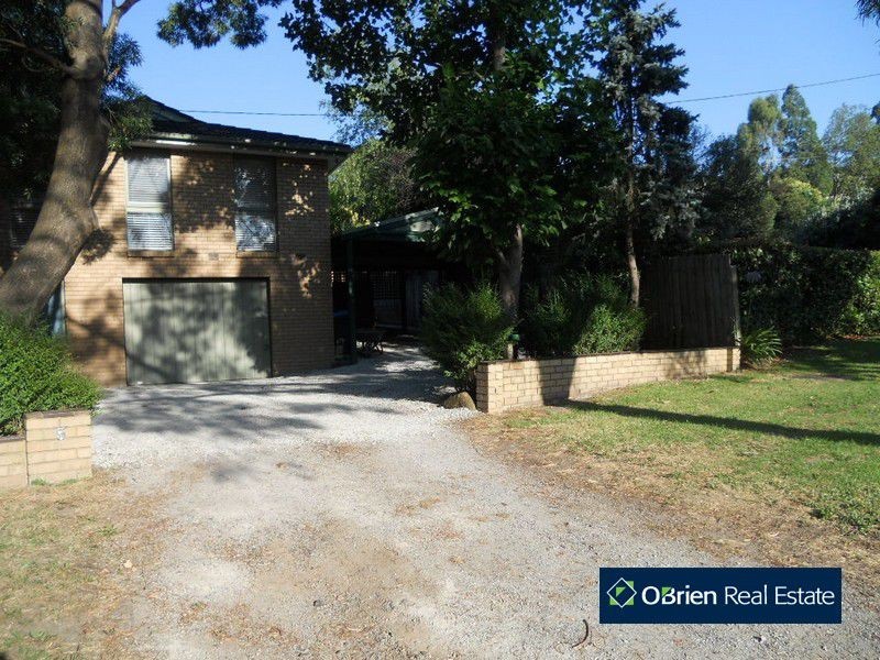 5 McNabb Street, Berwick VIC 3806