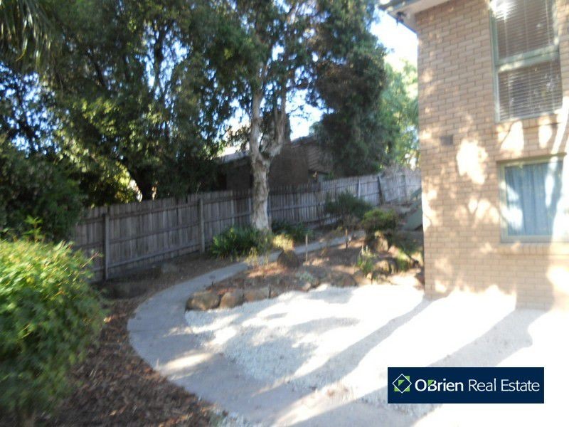 5 McNabb Street, Berwick VIC 3806