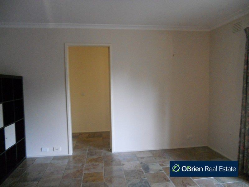 5 McNabb Street, Berwick VIC 3806