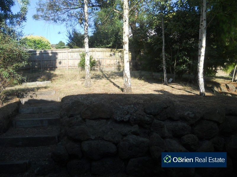 5 McNabb Street, Berwick VIC 3806