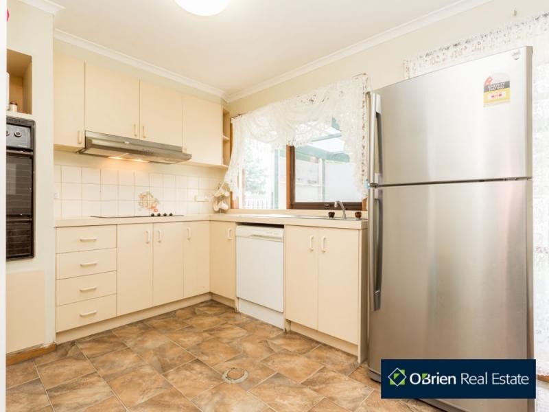 4 Isaac Edey Place, Hampton Park VIC 3976