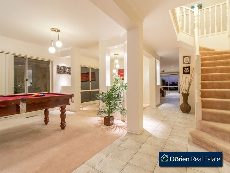 1 Edrington Park Drive, Berwick VIC 3806