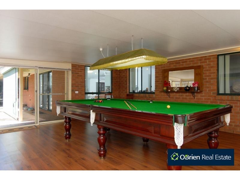 24 Berwick-Cranbourne Road, Cranbourne VIC 3977