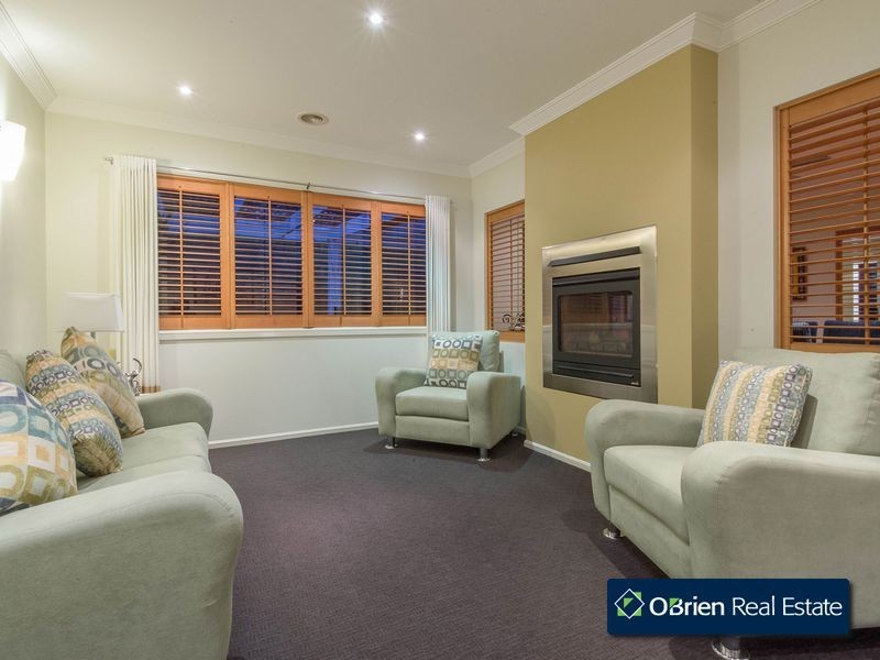 6 Hawkesbury Street, Berwick VIC 3806