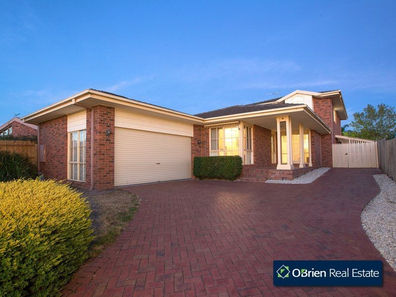 7 Jancol Court, Berwick VIC 3806