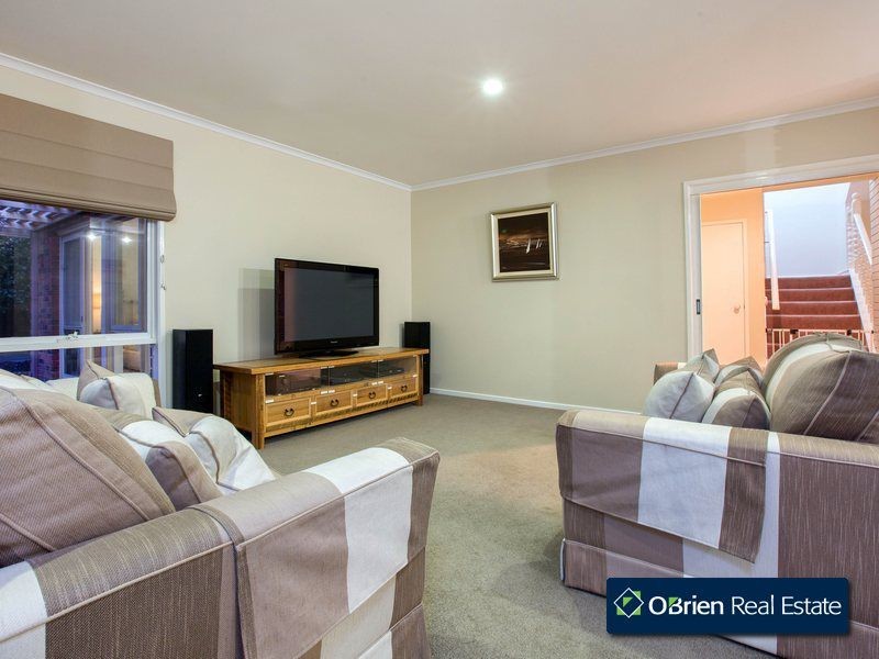 7 Jancol Court, Berwick VIC 3806