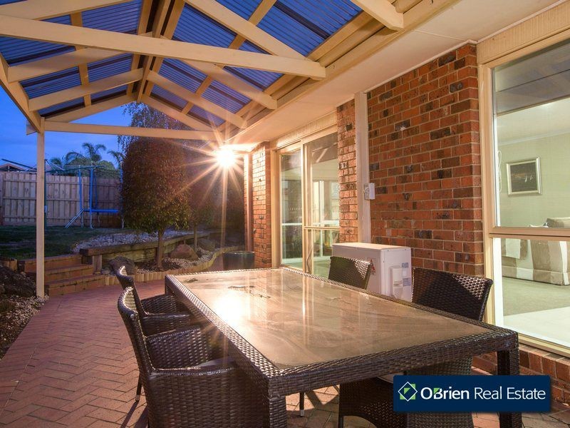 7 Jancol Court, Berwick VIC 3806