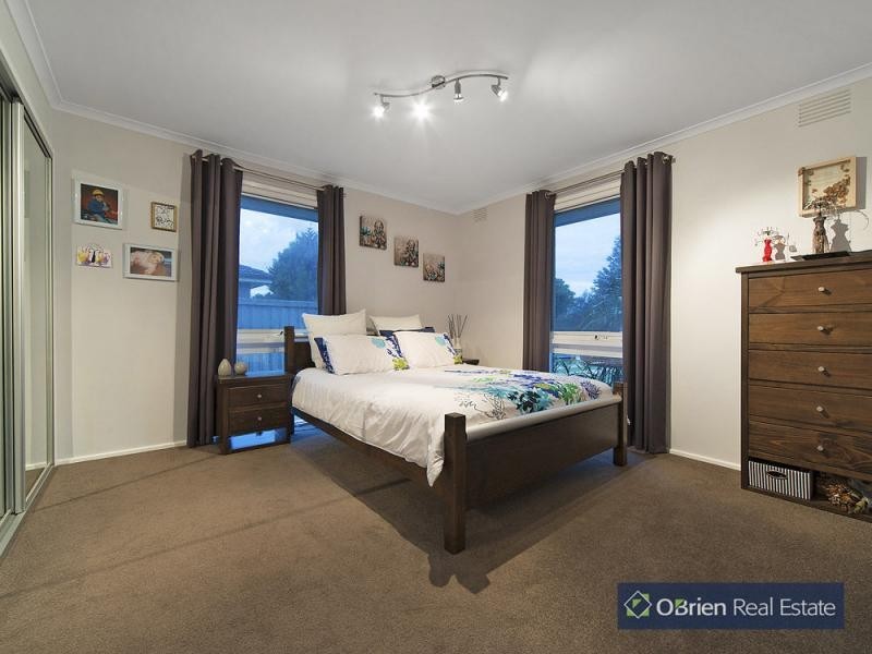 70 Albert Road, Hallam VIC 3803