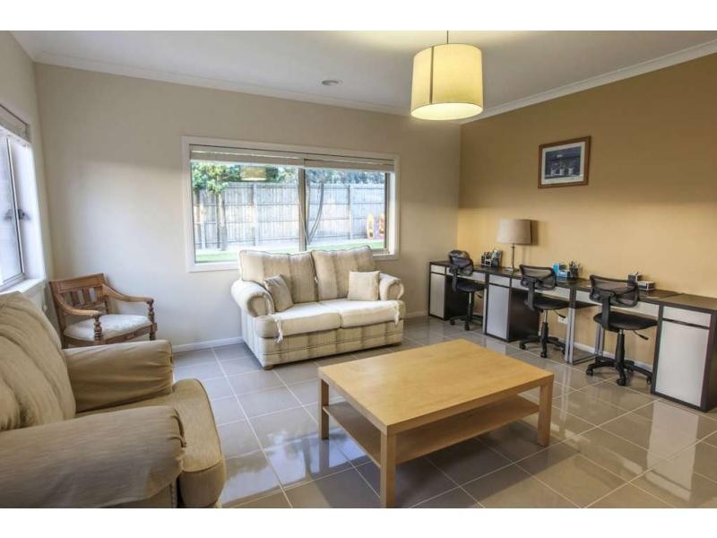 24 Cassowary Avenue, Pakenham VIC 3810