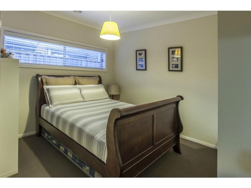 24 Cassowary Avenue, Pakenham VIC 3810