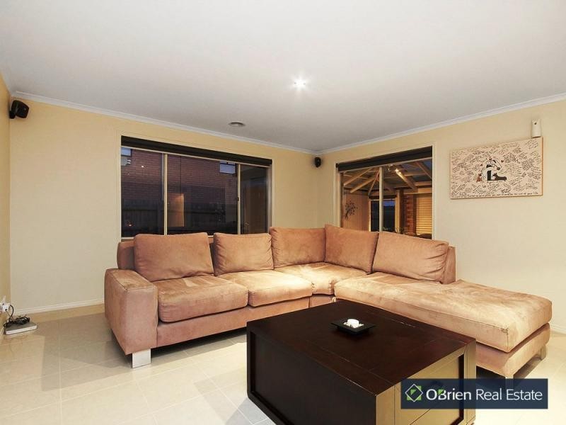 47 Chisholm Crescent, Narre Warren South VIC 3805