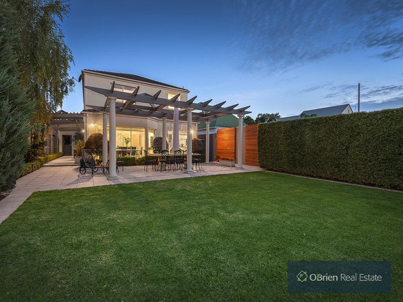 31 Charman Road, Beaumaris VIC 3193