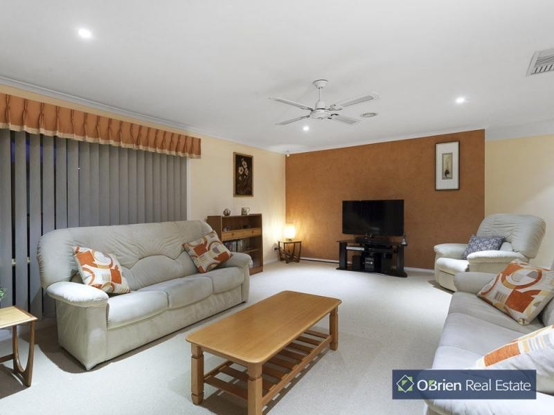 14 Thornley Drive, Berwick VIC 3806