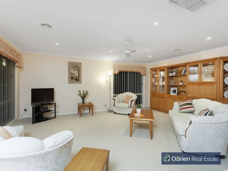 14 Thornley Drive, Berwick VIC 3806